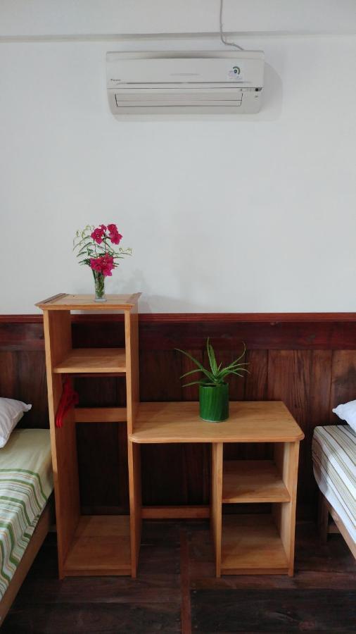 New Raya - Nias Beach Bungalows Lagudri Kültér fotó