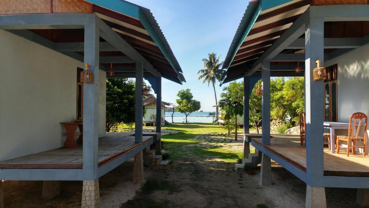 New Raya - Nias Beach Bungalows Lagudri Kültér fotó