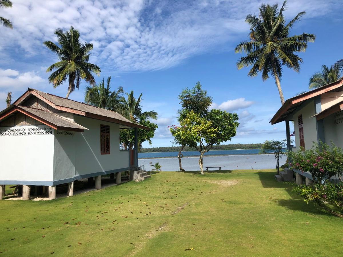 New Raya - Nias Beach Bungalows Lagudri Kültér fotó